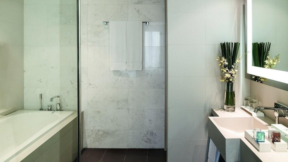 Novotel Sài Gòn Centre Khách sạn 4*